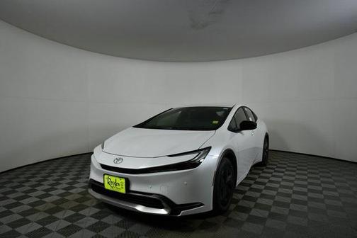 2026 Toyota Prius Plug-In Hybrid SE