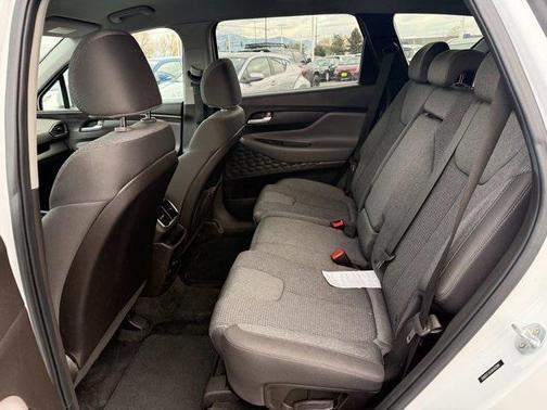 2019 Hyundai SANTA FE SE 2.4