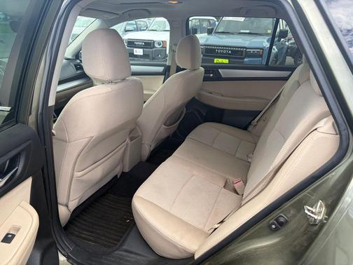 Wilderness Green Metallic 2017 Subaru Outback 2.5i Premium