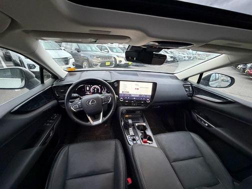 2022 Lexus NX 350h Premium