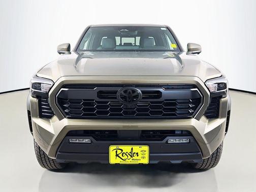 Bronze 2026 Toyota Tacoma TRD Off-Road