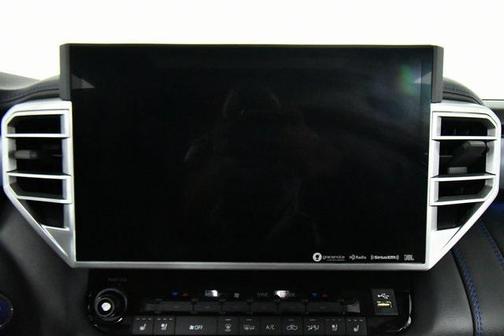 2024 Toyota Tundra Hybrid Platinum