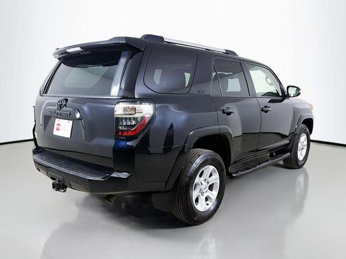 Midnight Black Metallic 2022 Toyota 4Runner SR5 Premium