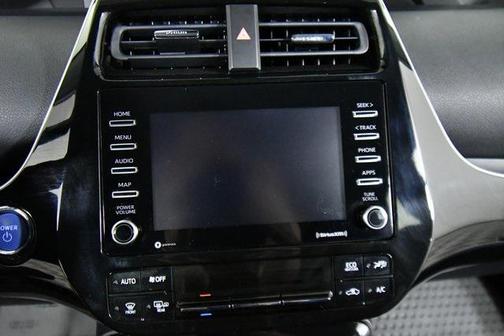 2021 Toyota Prius LE
