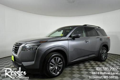 2025 Nissan Pathfinder SV 4WD