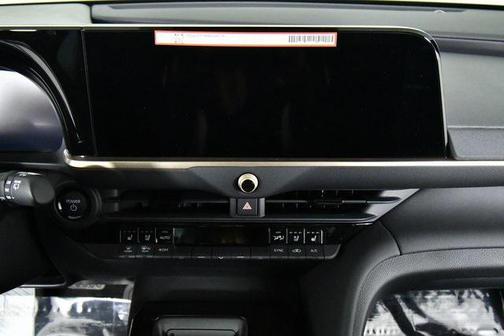 2025 Toyota Crown Signia Limited