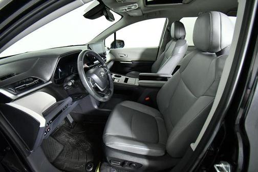 Midnight Black Metallic 2023 Toyota Sienna XLE