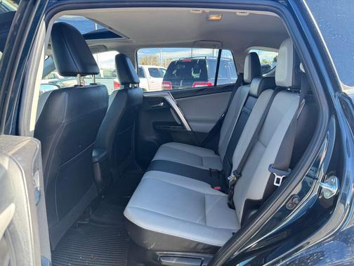 2017 Toyota RAV4 Hybrid Limited