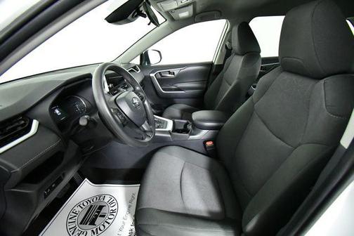 Ice Cap 2025 Toyota RAV4 Hybrid XLE