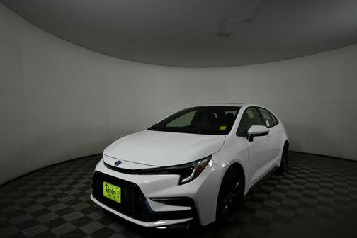 2025 Toyota Corolla Hybrid SE