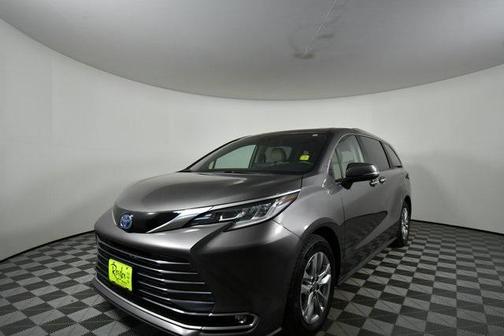 2024 Toyota Sienna Limited