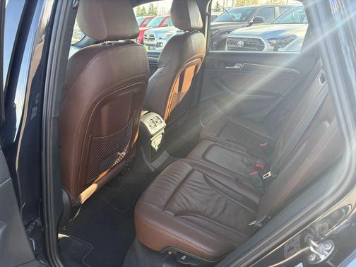 Moonlight Blue 2016 Audi Q5 2.0T Premium Plus