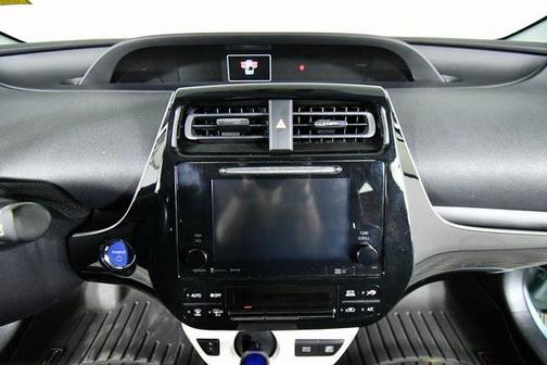 2016 Toyota Prius Three