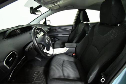 2016 Toyota Prius Three
