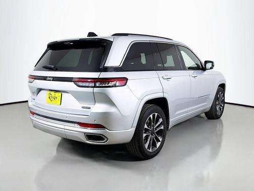 Silver Zynith 2023 Jeep Grand Cherokee 4xe Overland