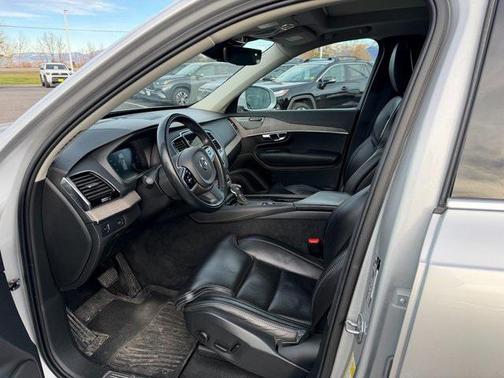 2021 Volvo XC90 T6 Inscription