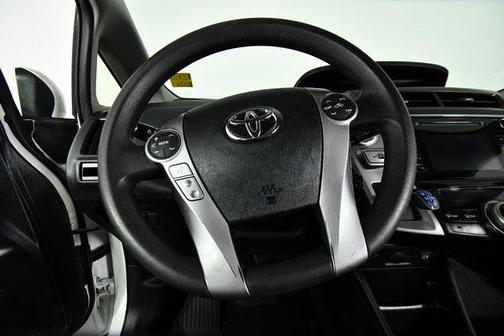 2017 Toyota Prius v Two