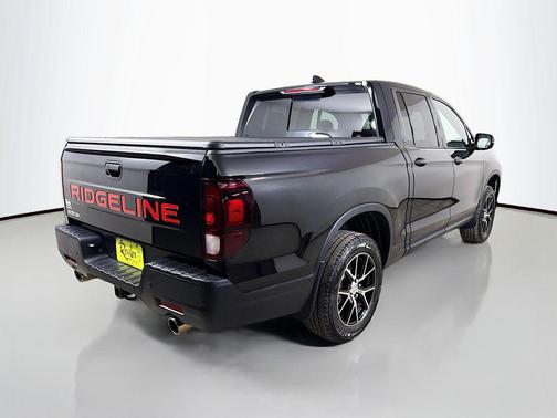 2025 Honda Ridgeline Black
