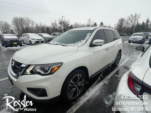 2017 Nissan Pathfinder Platinum