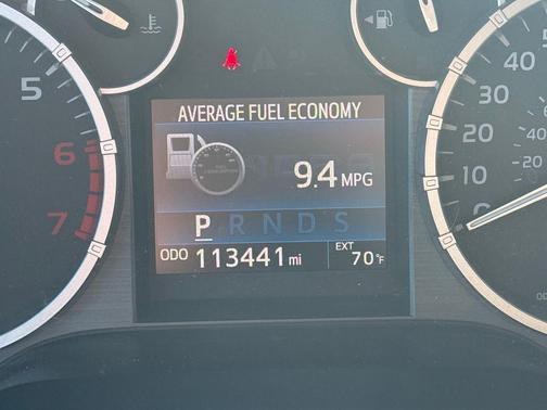 Super White 2016 Toyota Tundra SR5