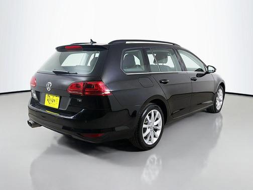 Black 2016 Volkswagen Golf SportWagen TSI SE 4-Door