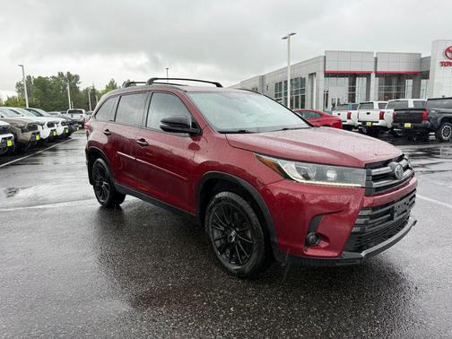 Res 2019 Toyota Highlander SE