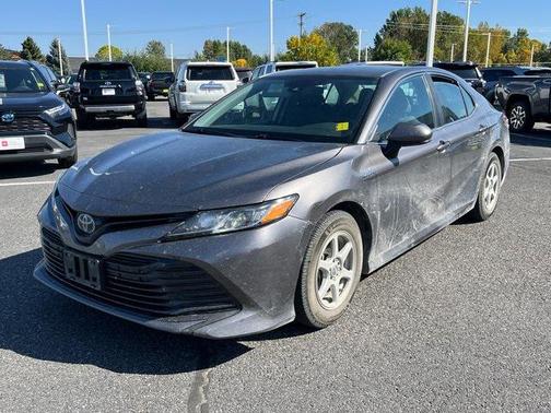 2019 Toyota Camry Hybrid LE