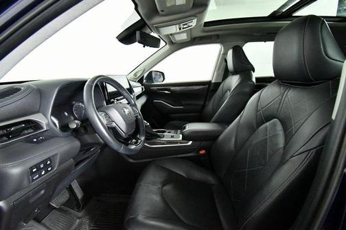 2020 Toyota Highlander Hybrid Platinum