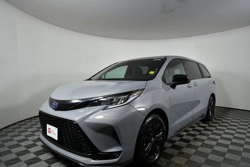 2025 Toyota Sienna XSE 7 Passenger