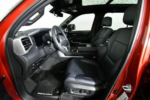 2024 Toyota Sequoia Platinum