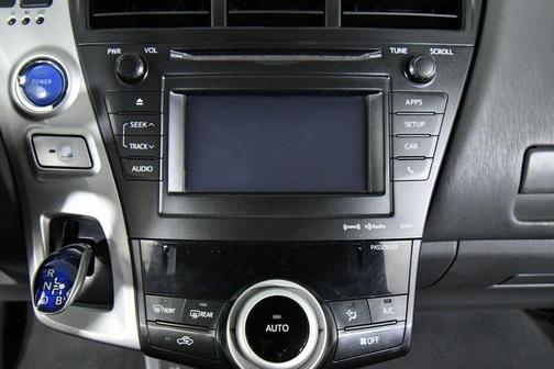 2014 Toyota Prius v Three