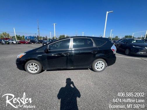 2014 Toyota Prius v Three