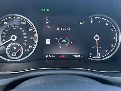 Uyuni White 2025 Genesis GV70 2.5T AWD