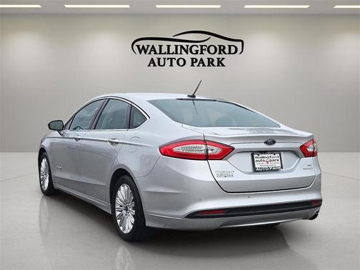 2014 Ford Fusion Hybrid SE
