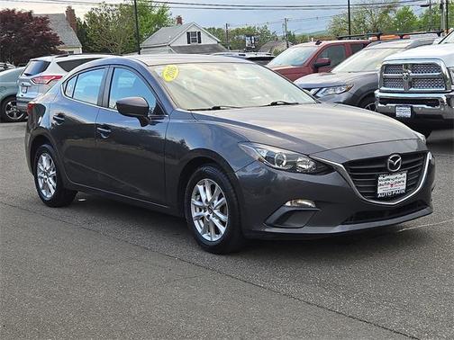 2016 Mazda Mazda3 i Sport