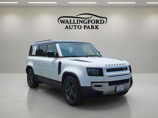 2020 Land Rover Defender SE