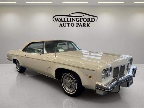 1975 Oldsmobile Delta 88 convertible