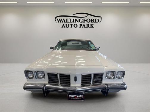 1975 Oldsmobile Delta 88 convertible