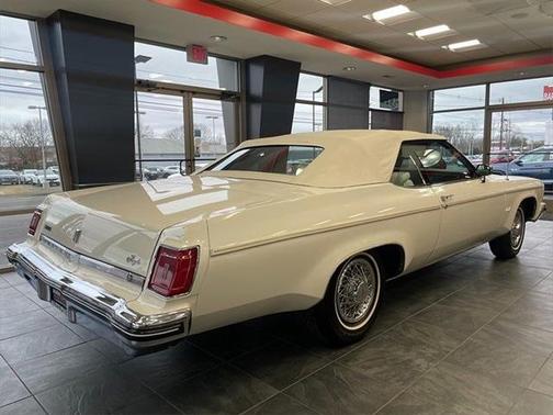 1975 Oldsmobile Delta 88