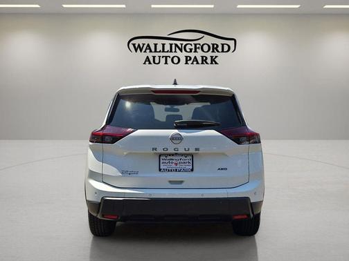 Glacier White 2024 Nissan Rogue S