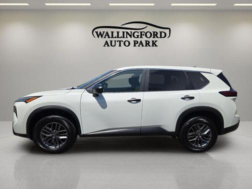 Glacier White 2024 Nissan Rogue S