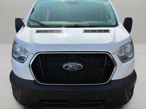 2022 Ford Transit-250 Base