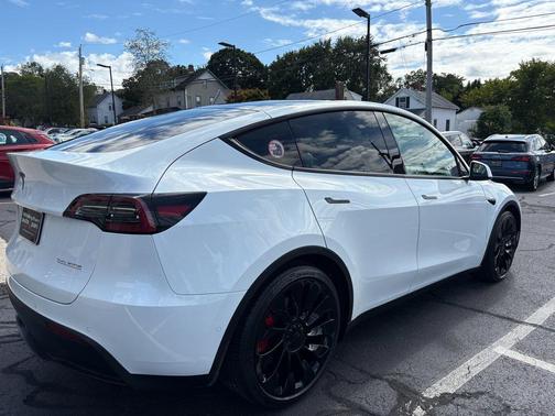 2022 Tesla Model Y Performance