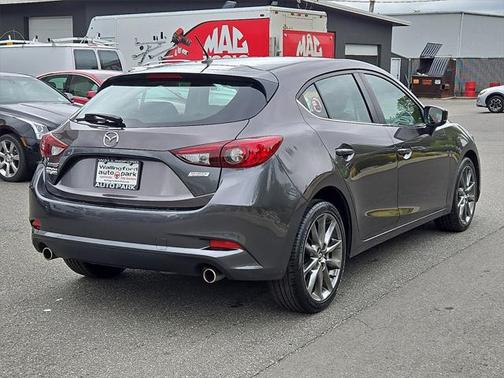 2018 Mazda Mazda3 Touring