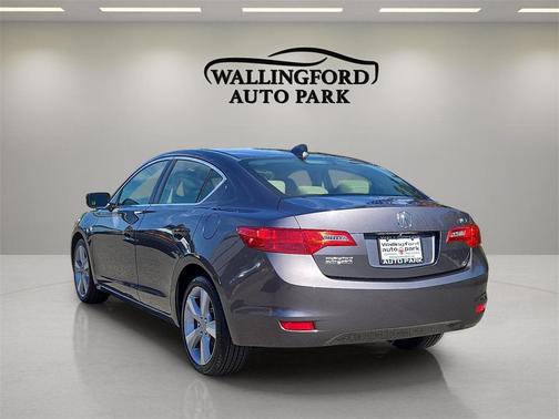2015 Acura ILX 2.0L w/Premium Package