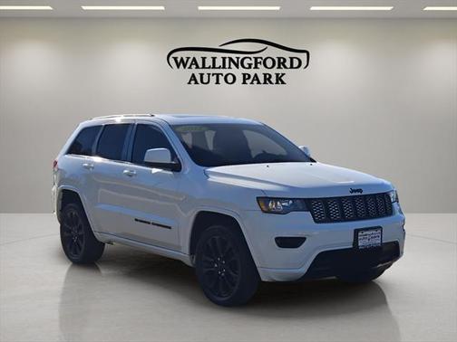 2022 Jeep Grand Cherokee Laredo
