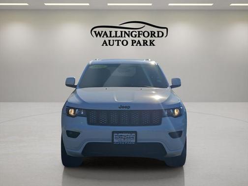 2022 Jeep Grand Cherokee Laredo