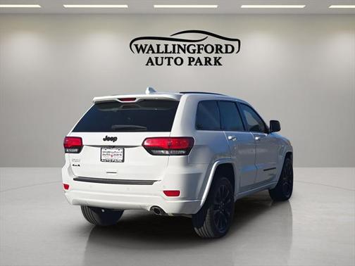 2022 Jeep Grand Cherokee Laredo