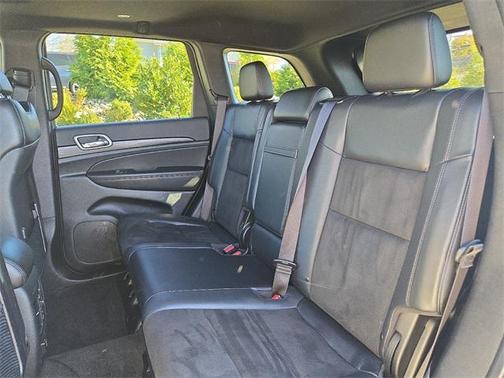 2022 Jeep Grand Cherokee Laredo