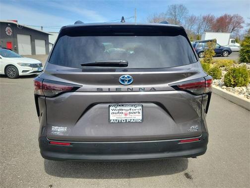 2023 Toyota Sienna XLE 7 Passenger